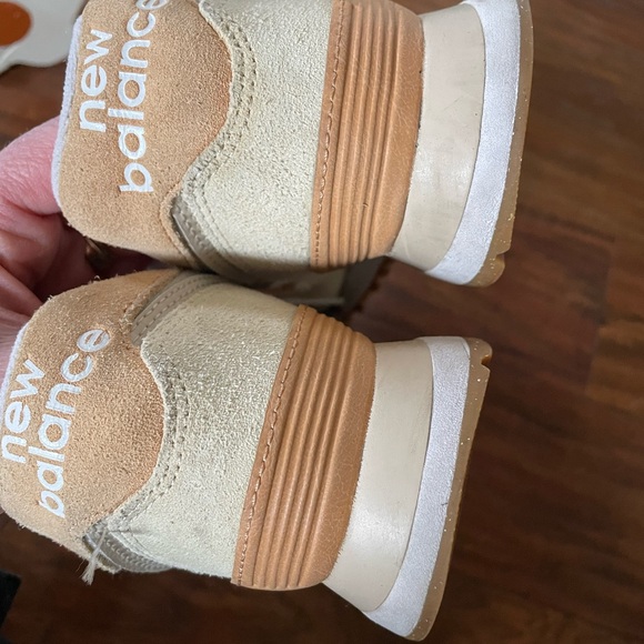 New Balance 574 - Calm Taupe Nimbus Cloud Colorway- Women’s 8 - Picture 6 of 10